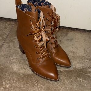 Seychelles Women's Brown Lace-Up Pointed Ankle Boots